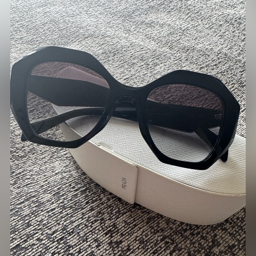 Prada Symbole Irregular Women's Sunglasses, PR 16WS like new!